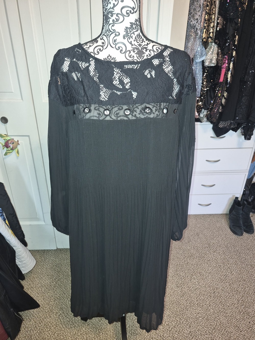 Lane Bryant Black Lace Yoke Pleated Long Sleeve Dress - 16W